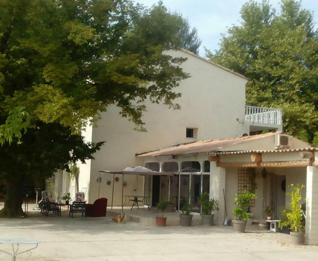 مبيت وإفطار ليه ثور Au Pays Du Ventoux المظهر الخارجي الصورة